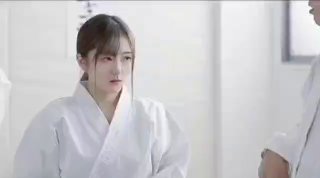 高h浪荡体育生bl总受拔完罐的男孩找了一位颜值不错的妹子降火!从...